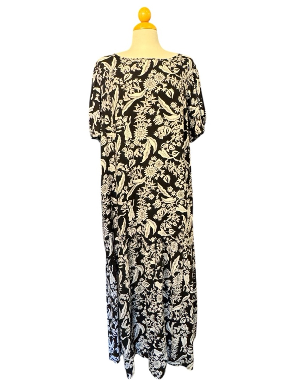 Terra & Sky Black and White Floral Maxi Dress